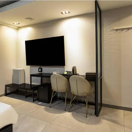 Hotel 99 Prestige